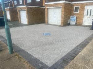 Silver Grey and Charcoal Block Paved Driveway in Gloucester