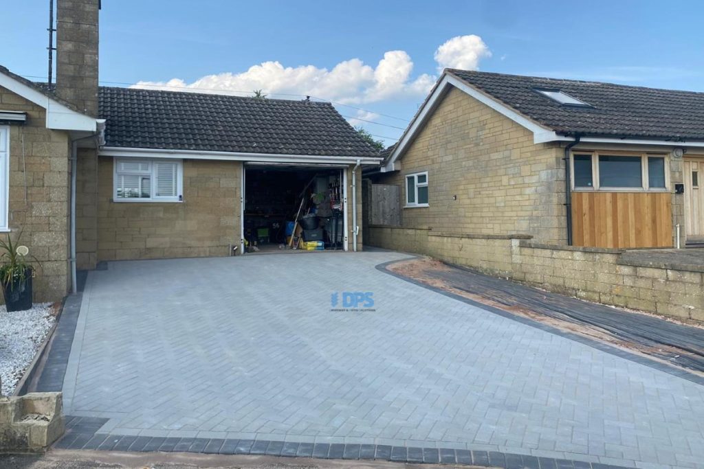 Natural Grey Block Paved Driveway with Charcoal Border in Cirencester (5)